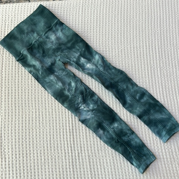 FP Movement by Free People Good Karma Tie Dye Leggings Size XS - Picture 7 of 9